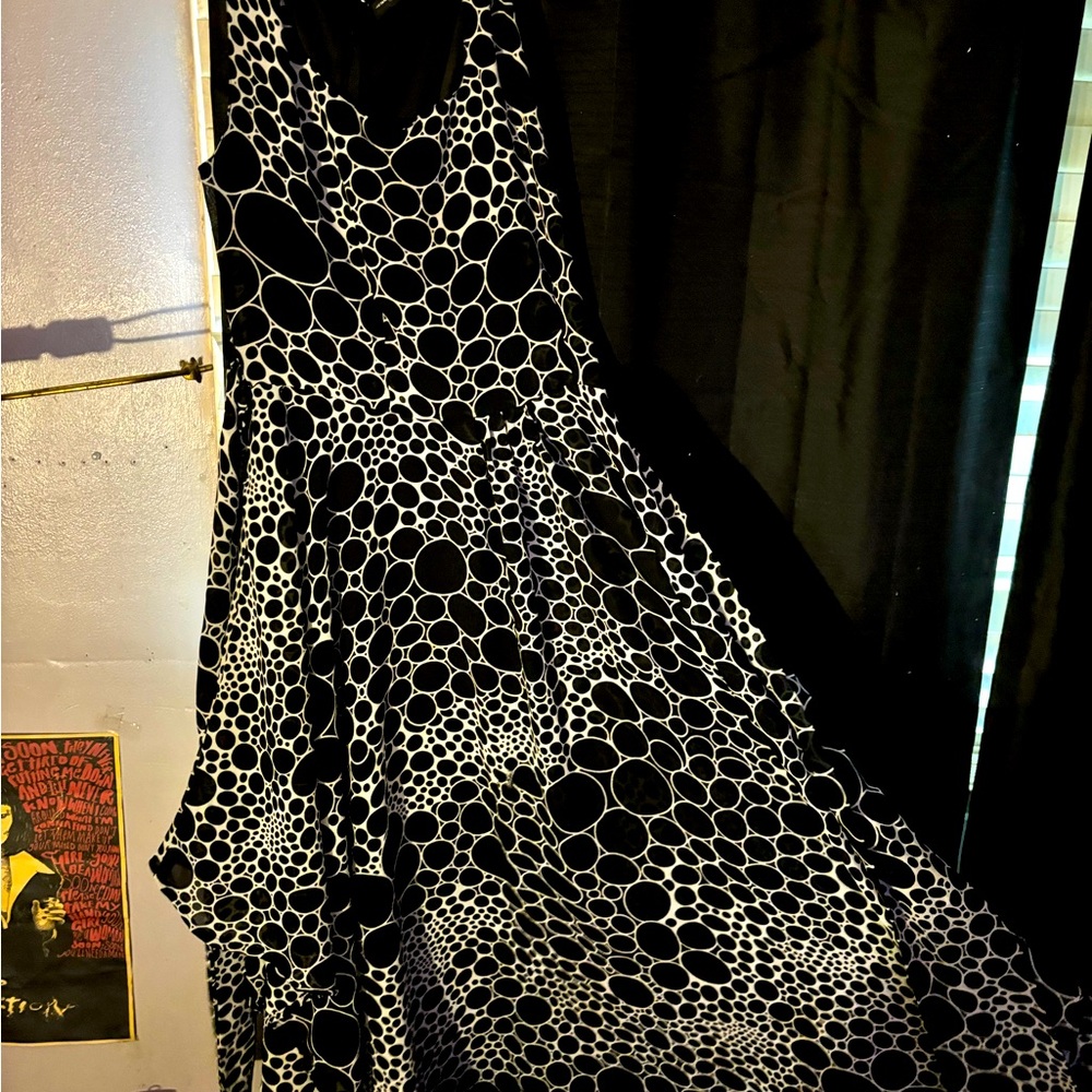 Jennifer Lauren dress size XL